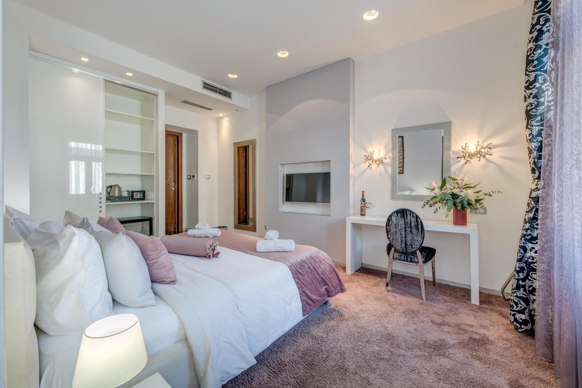Starlight Luxury Rooms Спліт Екстер'єр фото