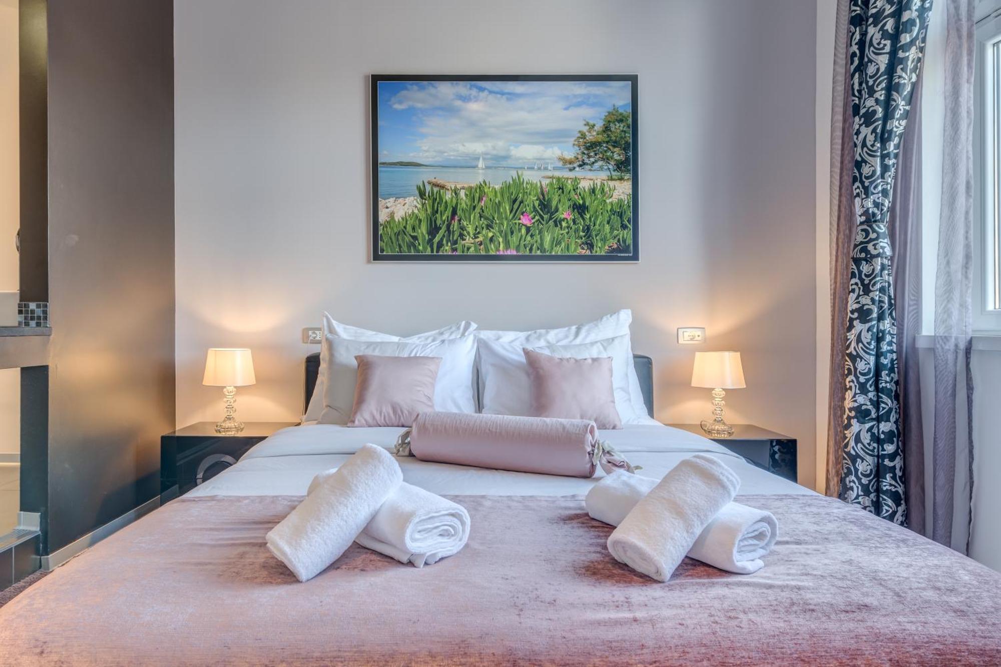 Starlight Luxury Rooms Спліт Екстер'єр фото