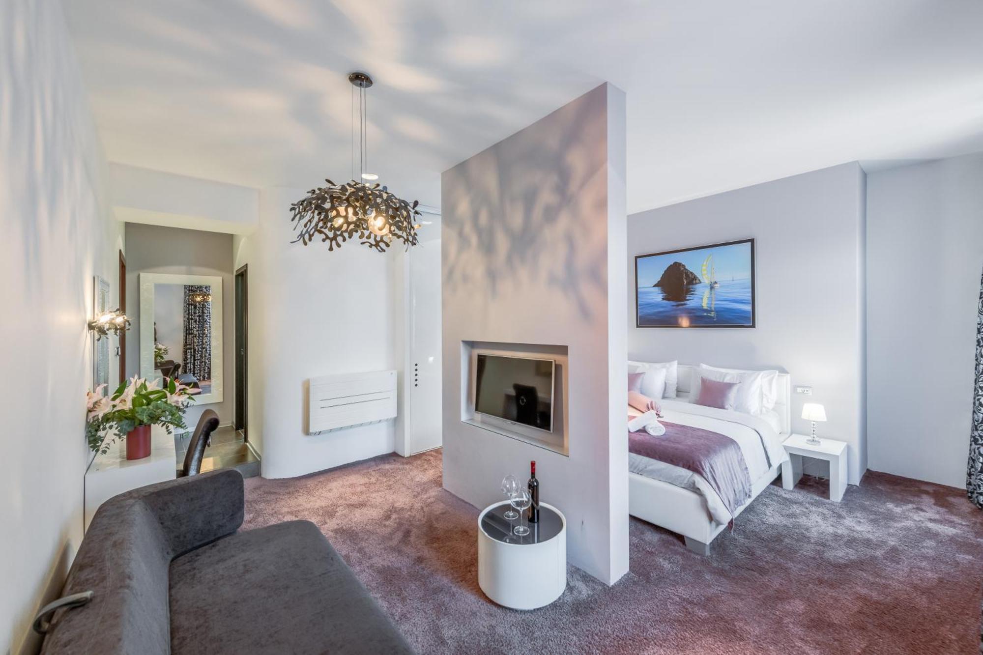 Starlight Luxury Rooms Спліт Екстер'єр фото